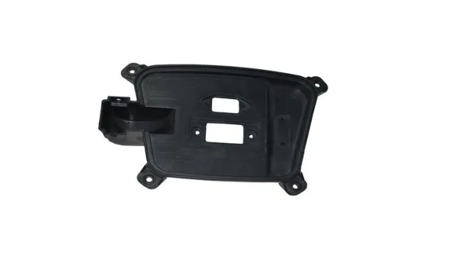 ŞARJ SOKET KAPAĞI ALT PLASTİĞİ (M5)